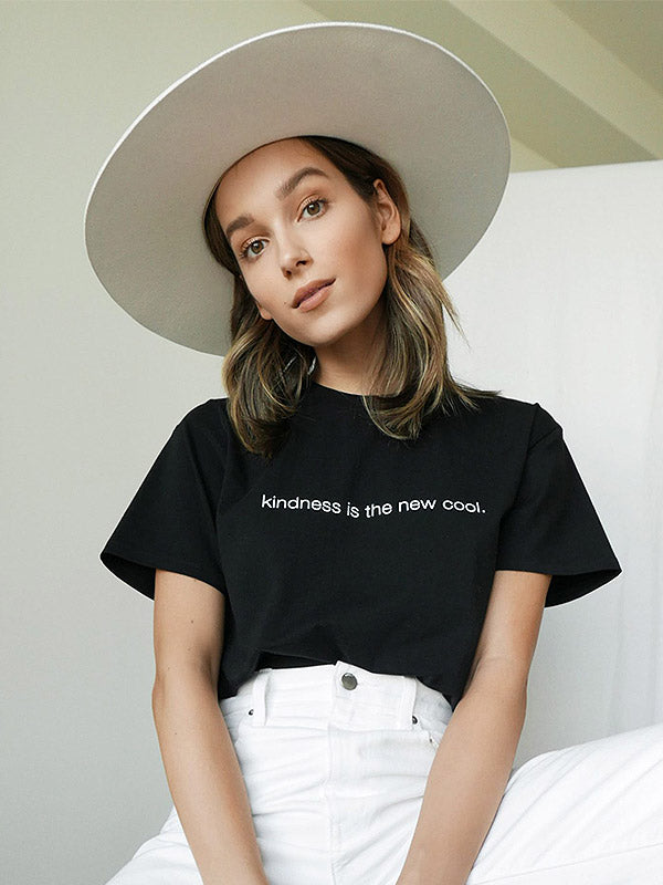 Atella medvilniniai marškinėliai "Kindness Black"