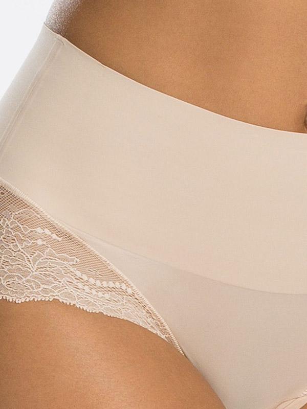 Spanx vormivad hipsteri-lõikelised pitsiga püksikud "Undie-tectable® Lace Nude"