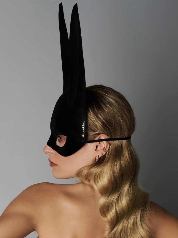 Maison Close бархатная маска и хвост зайчика "Miss Bunny Black"