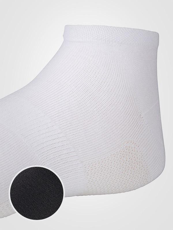 Ysabel Mora 3 paari puuvillaste sportlike sokkide komplekt "Low Cut Breathable Black"