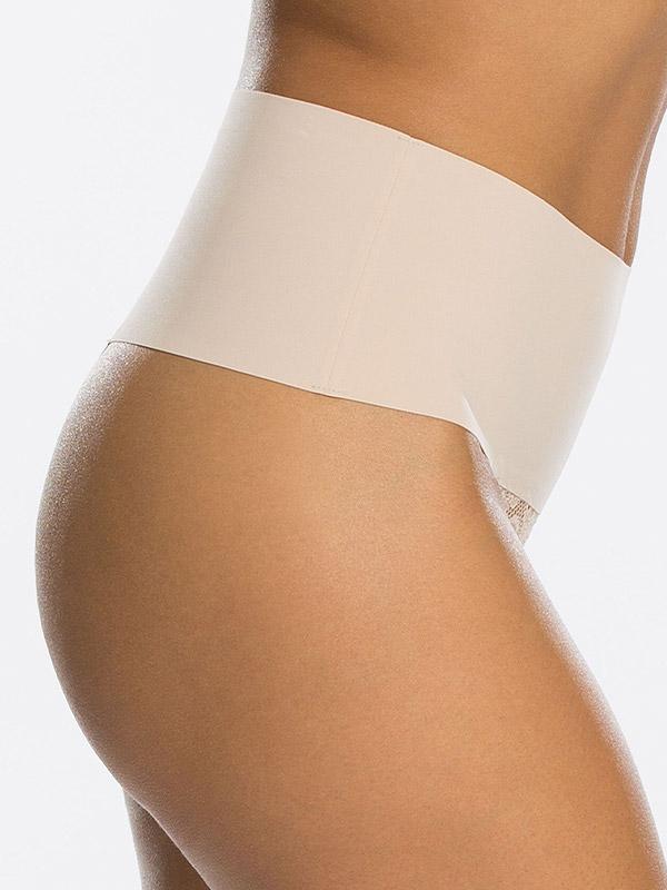 Spanx vormivad pitsiga stringid "Undie-tectable® Lace Nude"