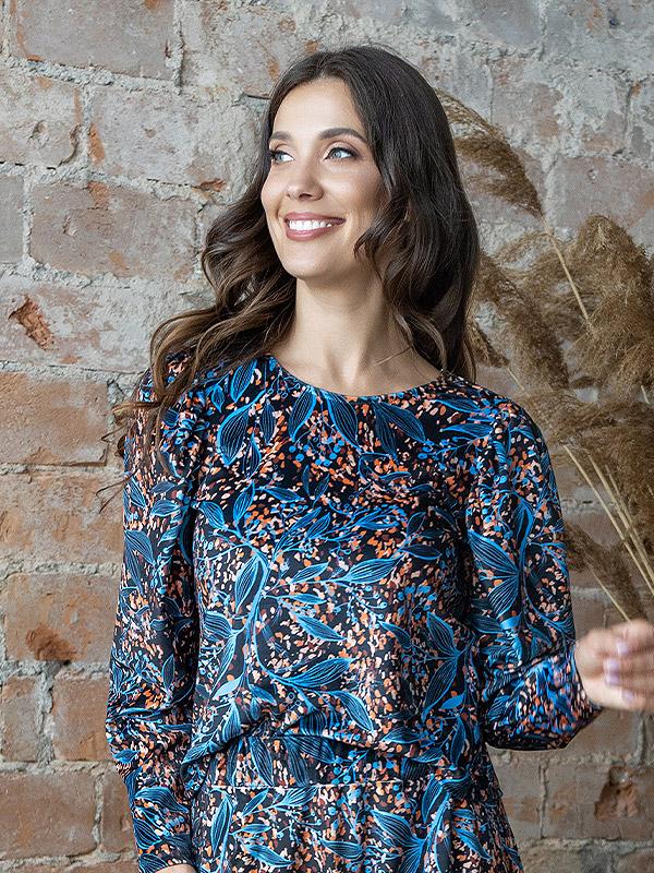 Lega великолепная велюровая блузка "Zeina Black - Blue - Orange Floral Print Velour"