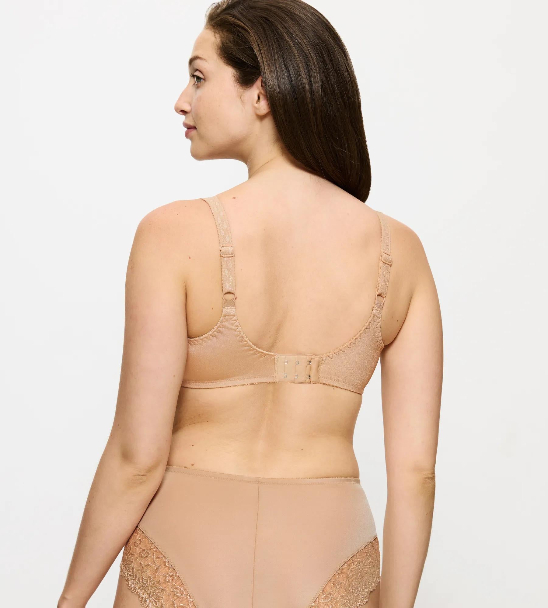 Triumph грудь уменьшающий бюстгальтер "Ladyform Soft W X Nude"