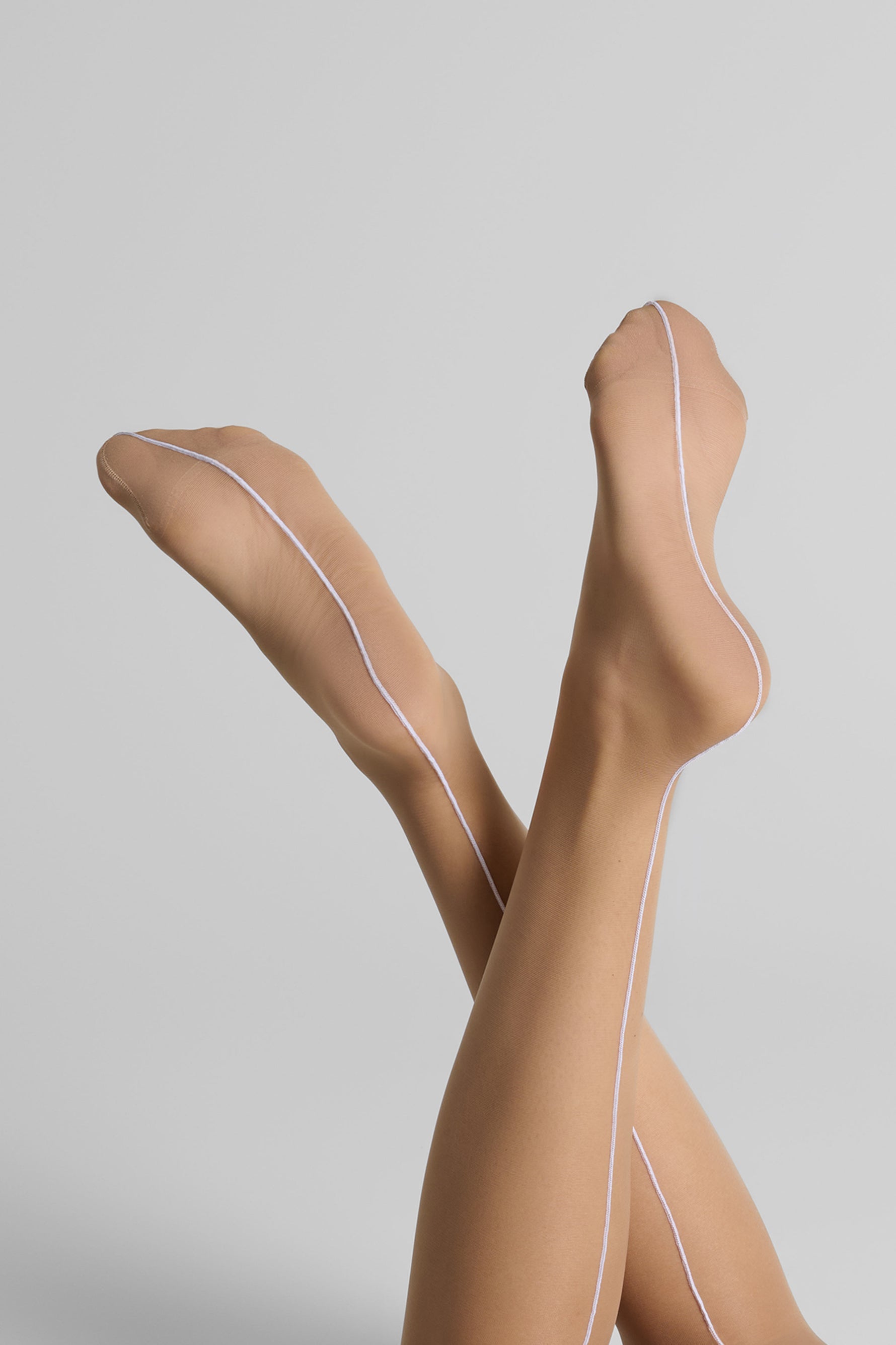 Maison Close triibuga sukad "Bas Couture Coupe Roule 20 Den Nude - White"