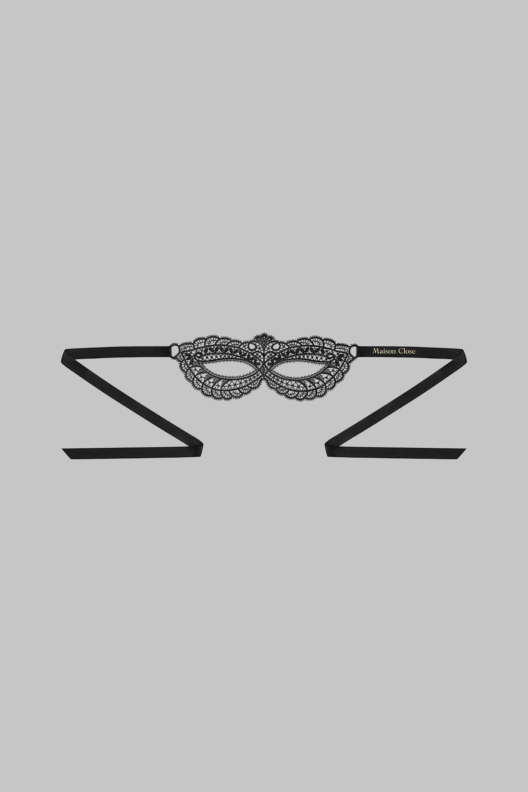 Maison Close pitsmask "Le Ravissant 2 Black"