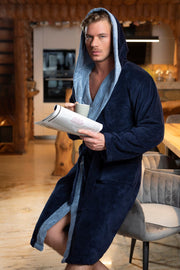 dvisluoksnis vyriškas chalatas