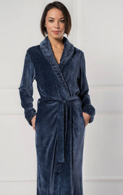 šiltas veliūrinis chalatas