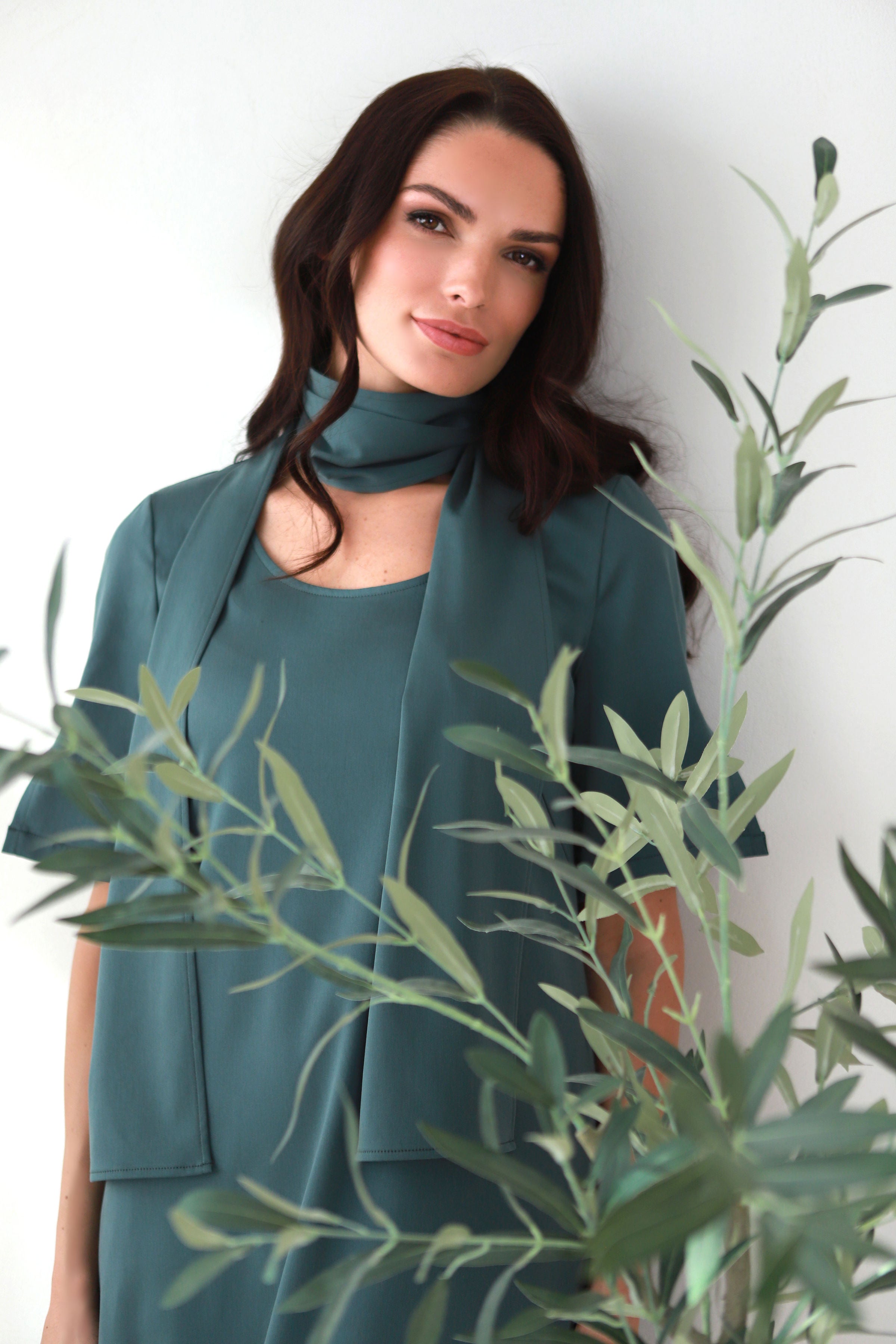 suknelė trumpomis rankovėmis