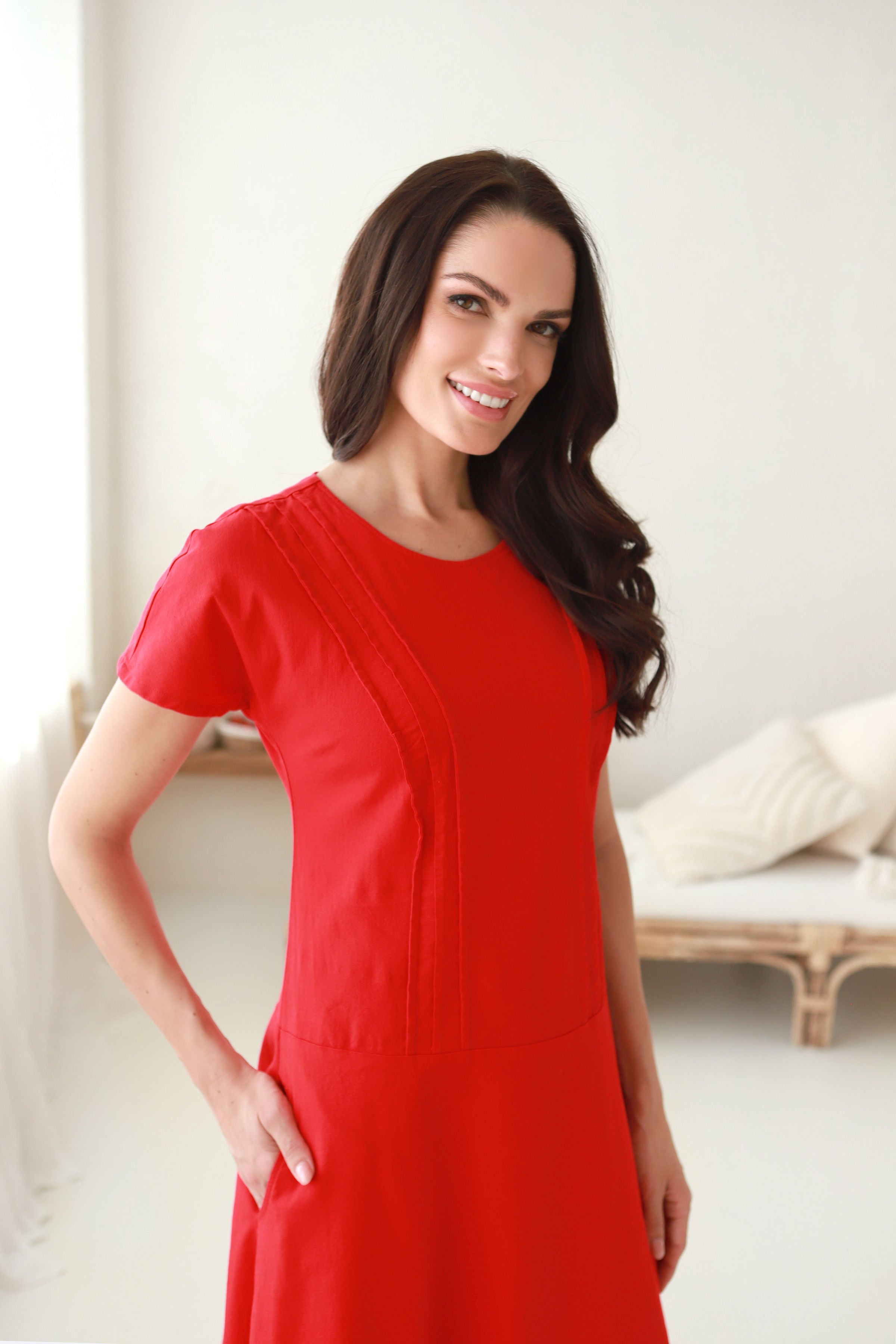 lininė suknelė su kišenėmis