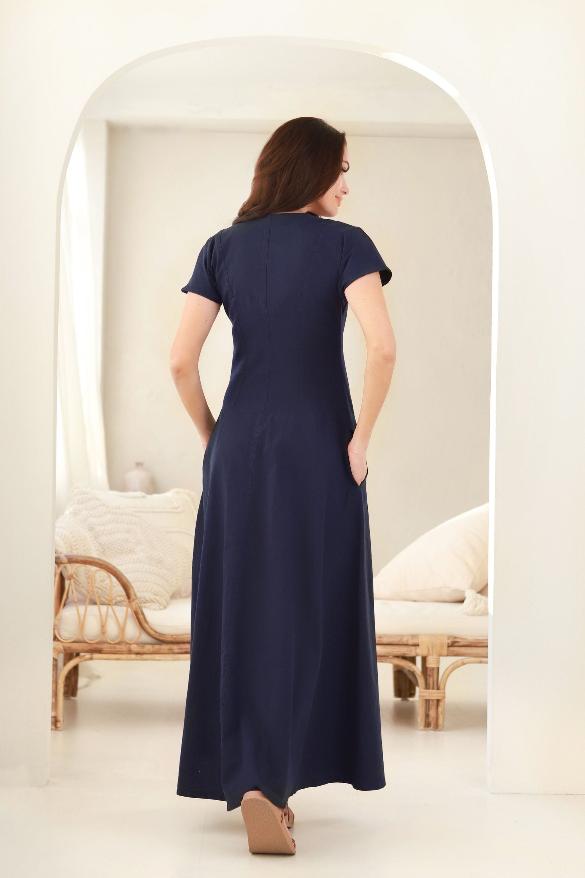 lininė a silueto suknelė