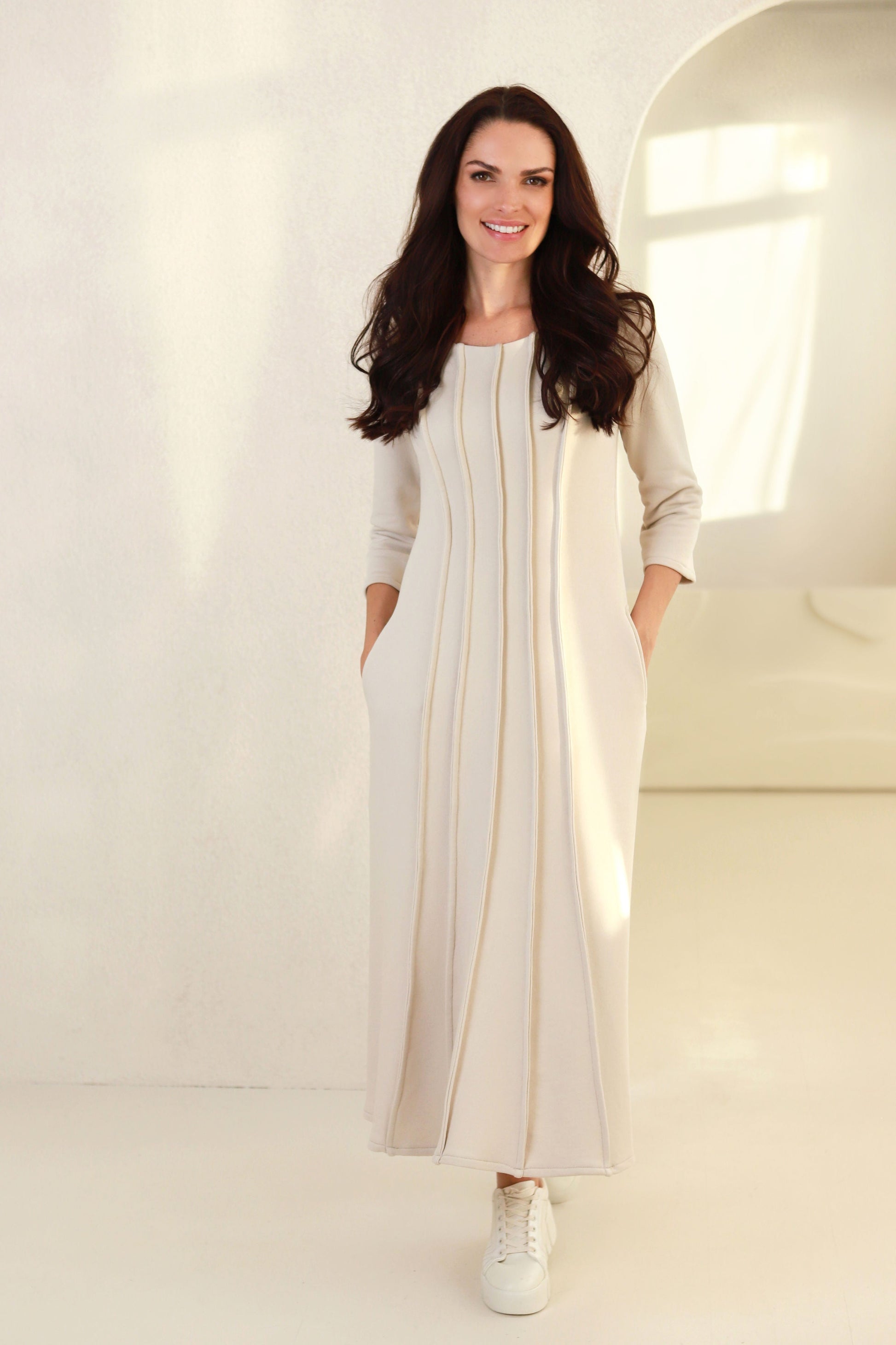 moteriška ilga suknelė