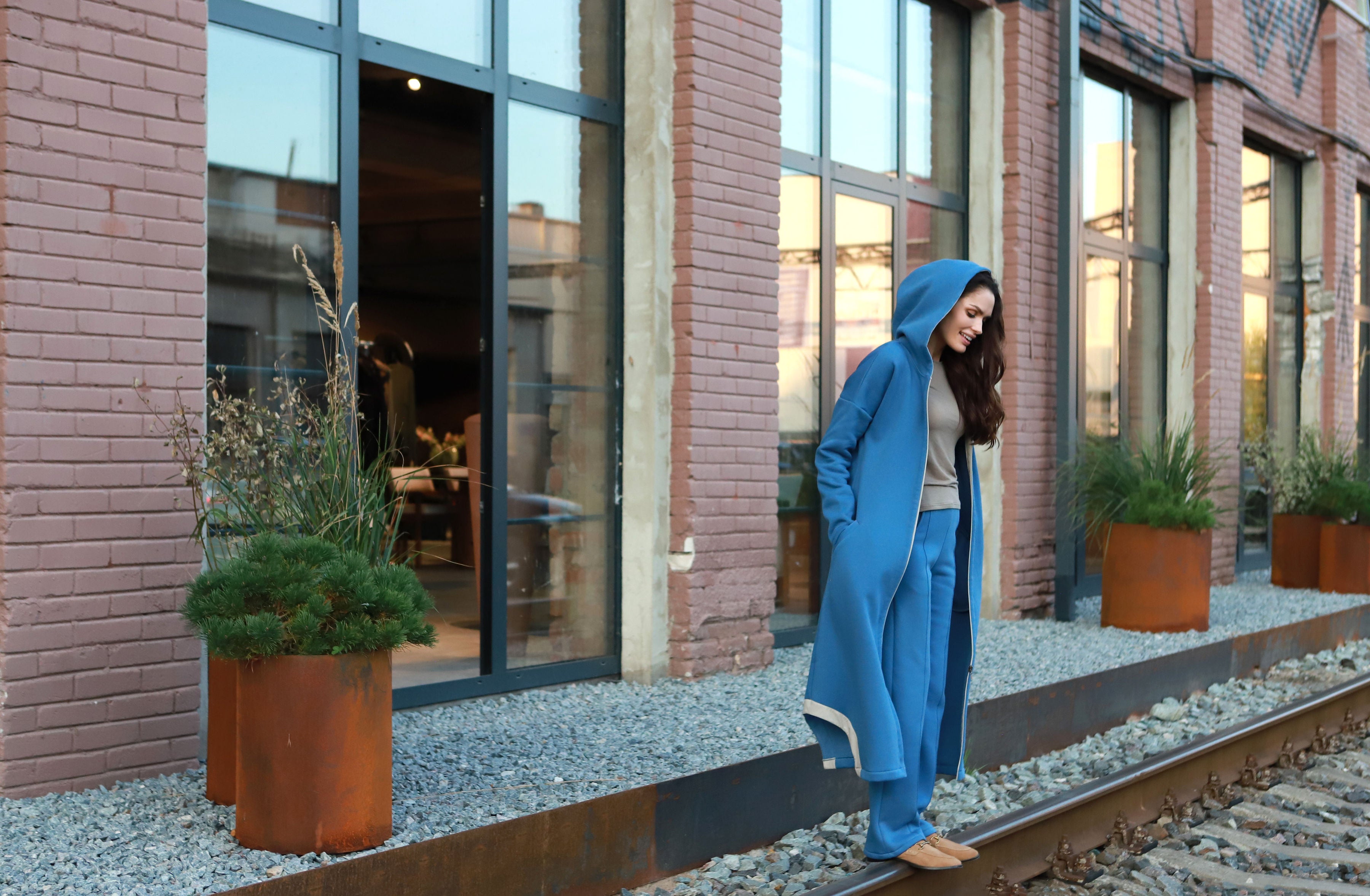 Lega pikk kardigan seest pehme voodriga "Aurelia Sky Blue"