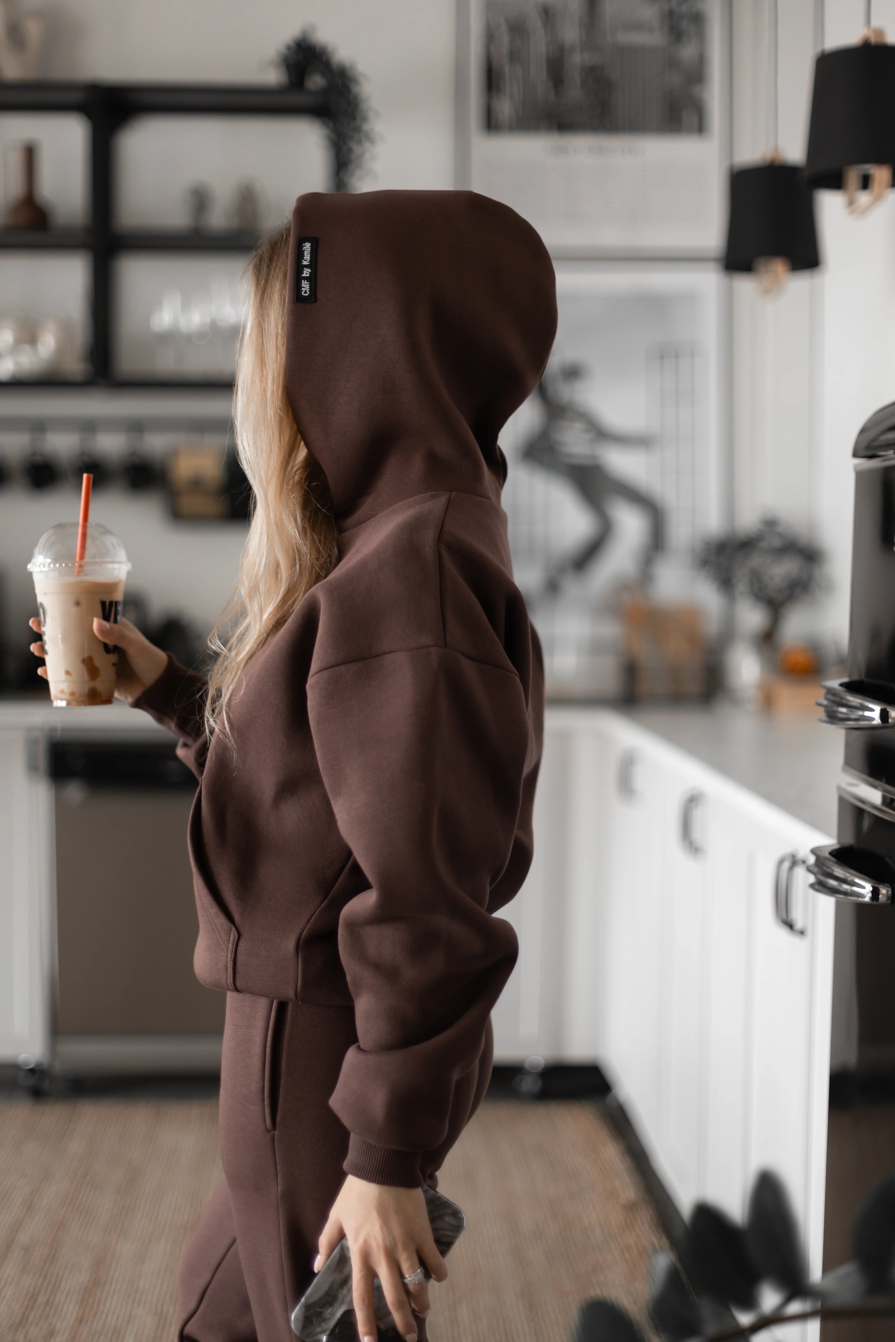 cutmyfashion vabaajatreeningurõivastus "CMF by Kamilė Brown"