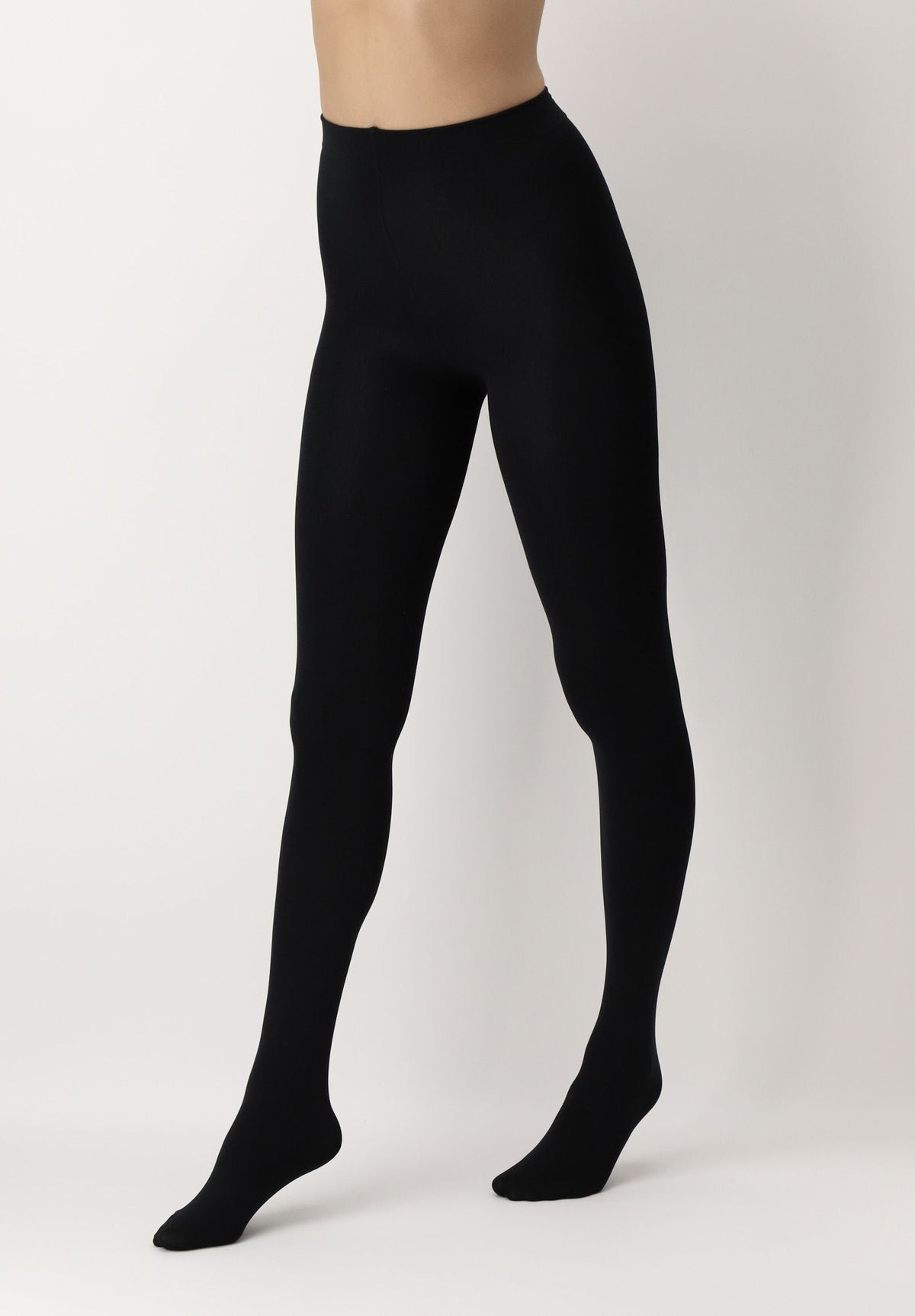 Juodos šiltos pėdkelnės 100 DEN