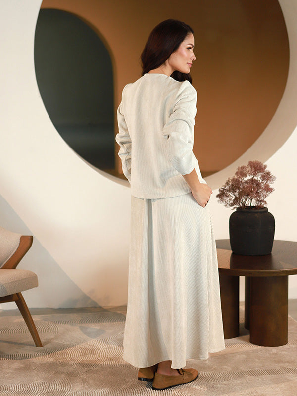 Lega pikk sametseelik "Vendy Beige Velvet"