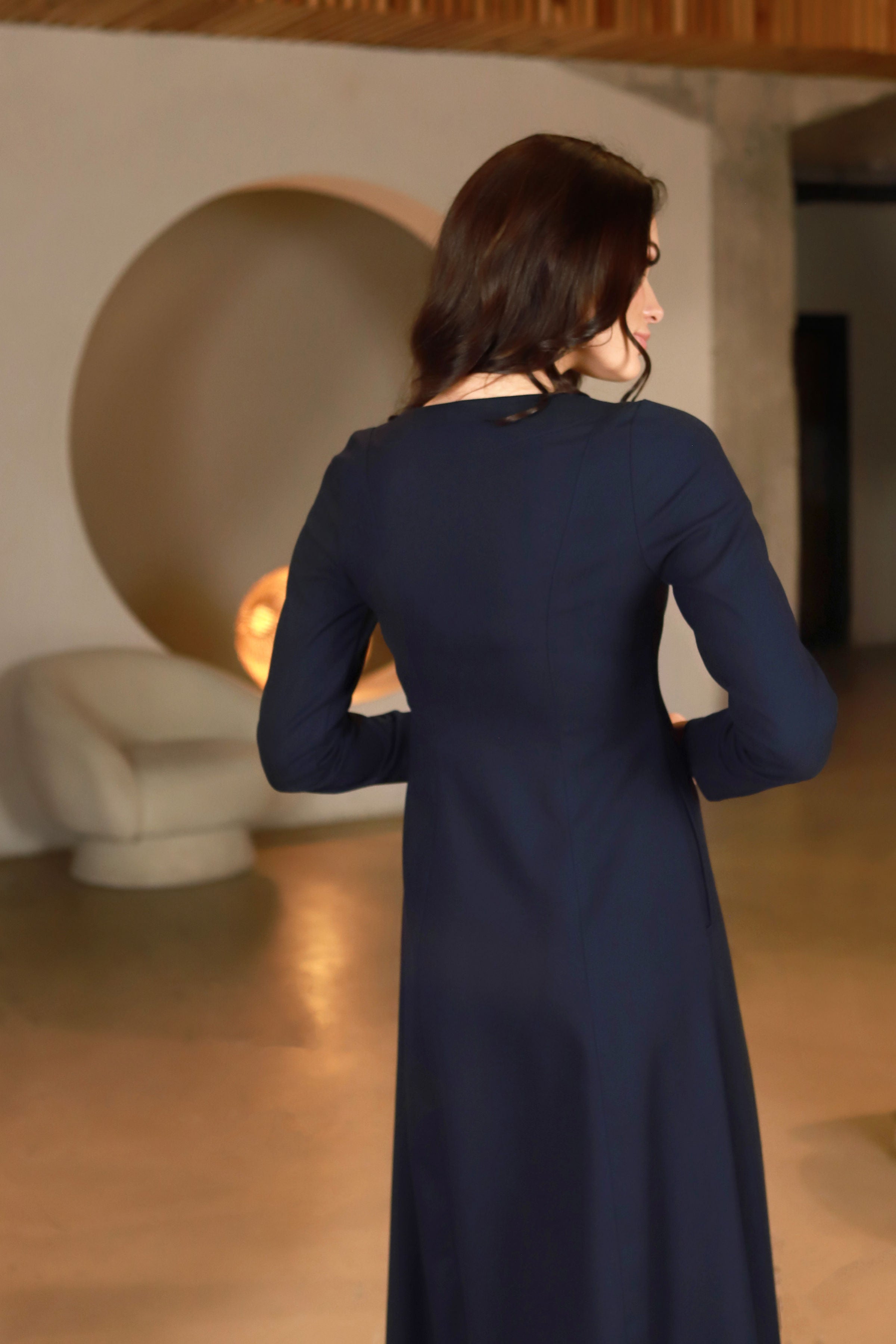 Tamsiai mėlyna Lega suknelė Petra