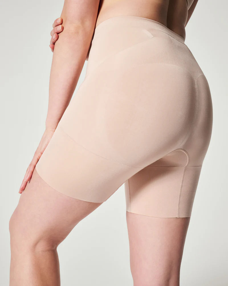 Spanx Sculpting Shorts OnCore Mid-Thigh Nude