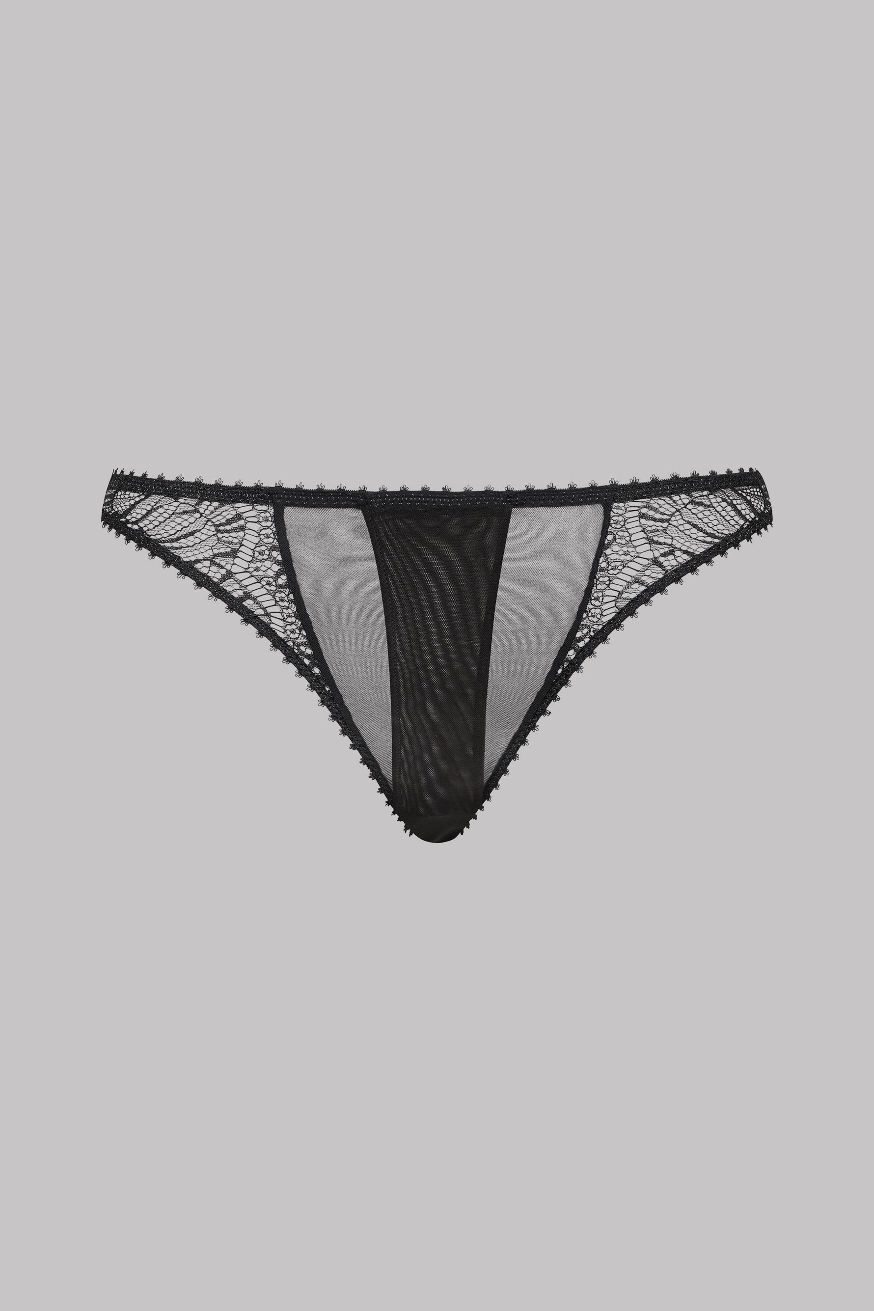 Maison Close pitsiga stringid "Accroche Coeur Black"