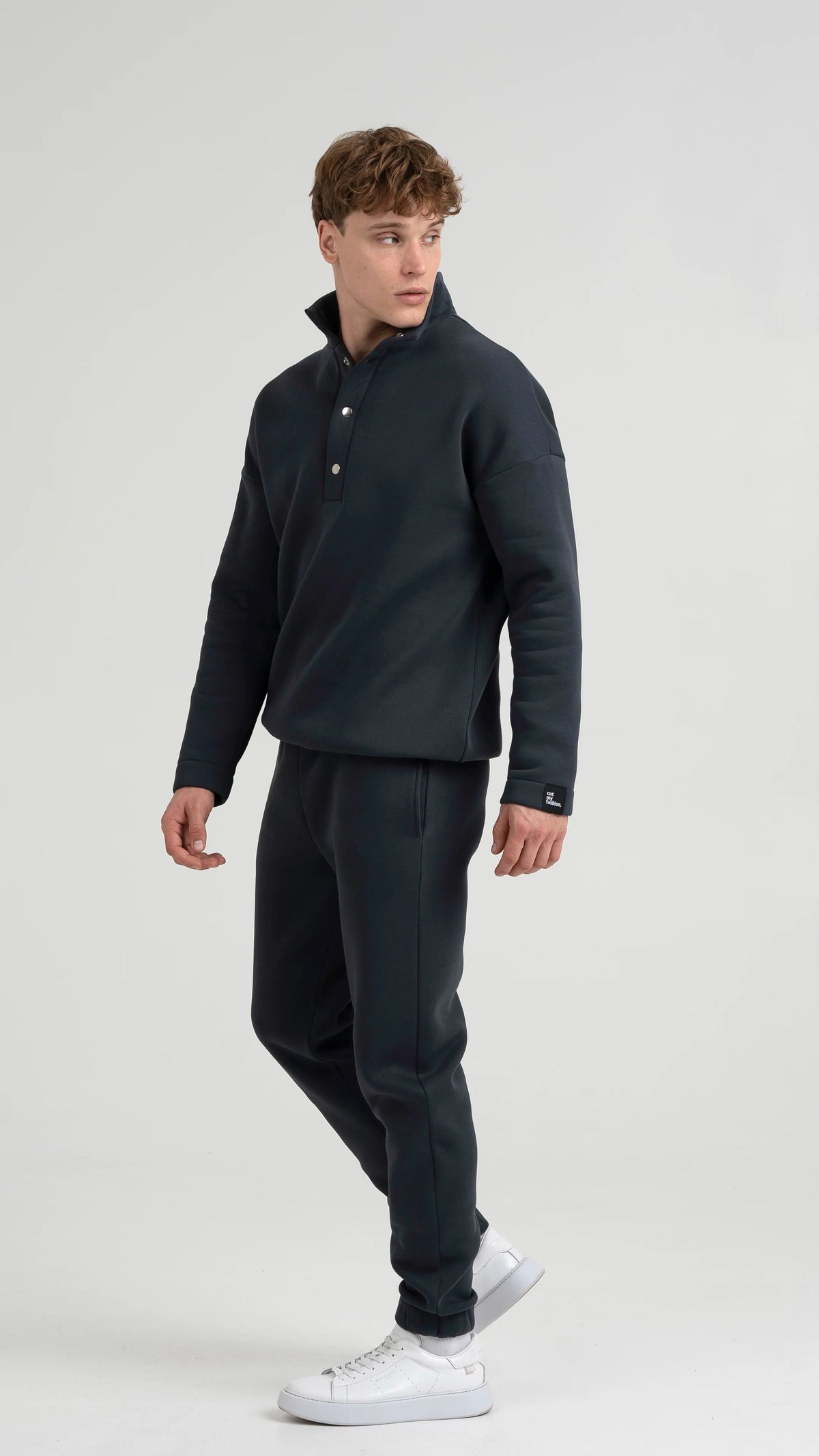 Oversized treningai vyrams