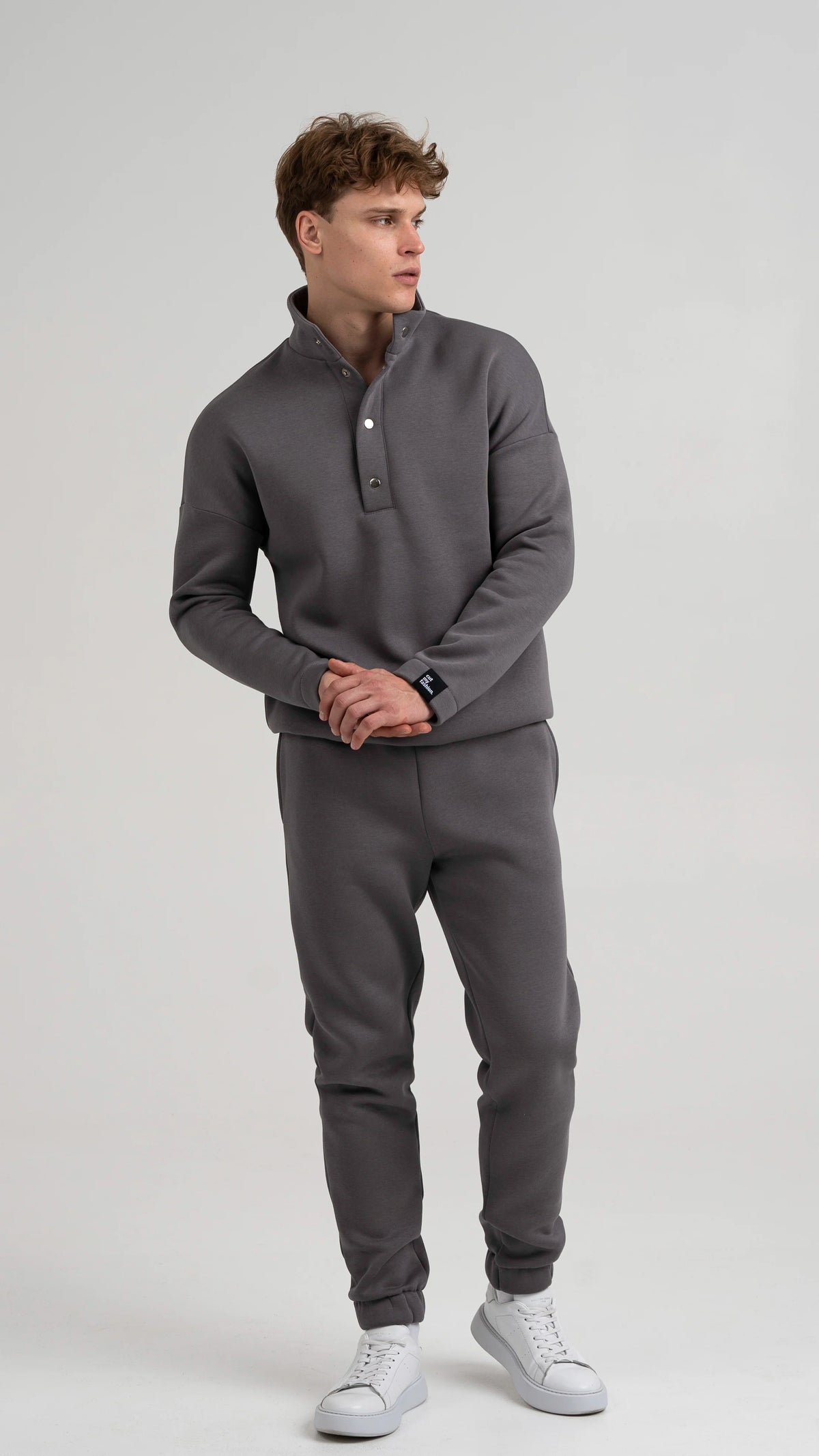 Oversized treningai vyrams