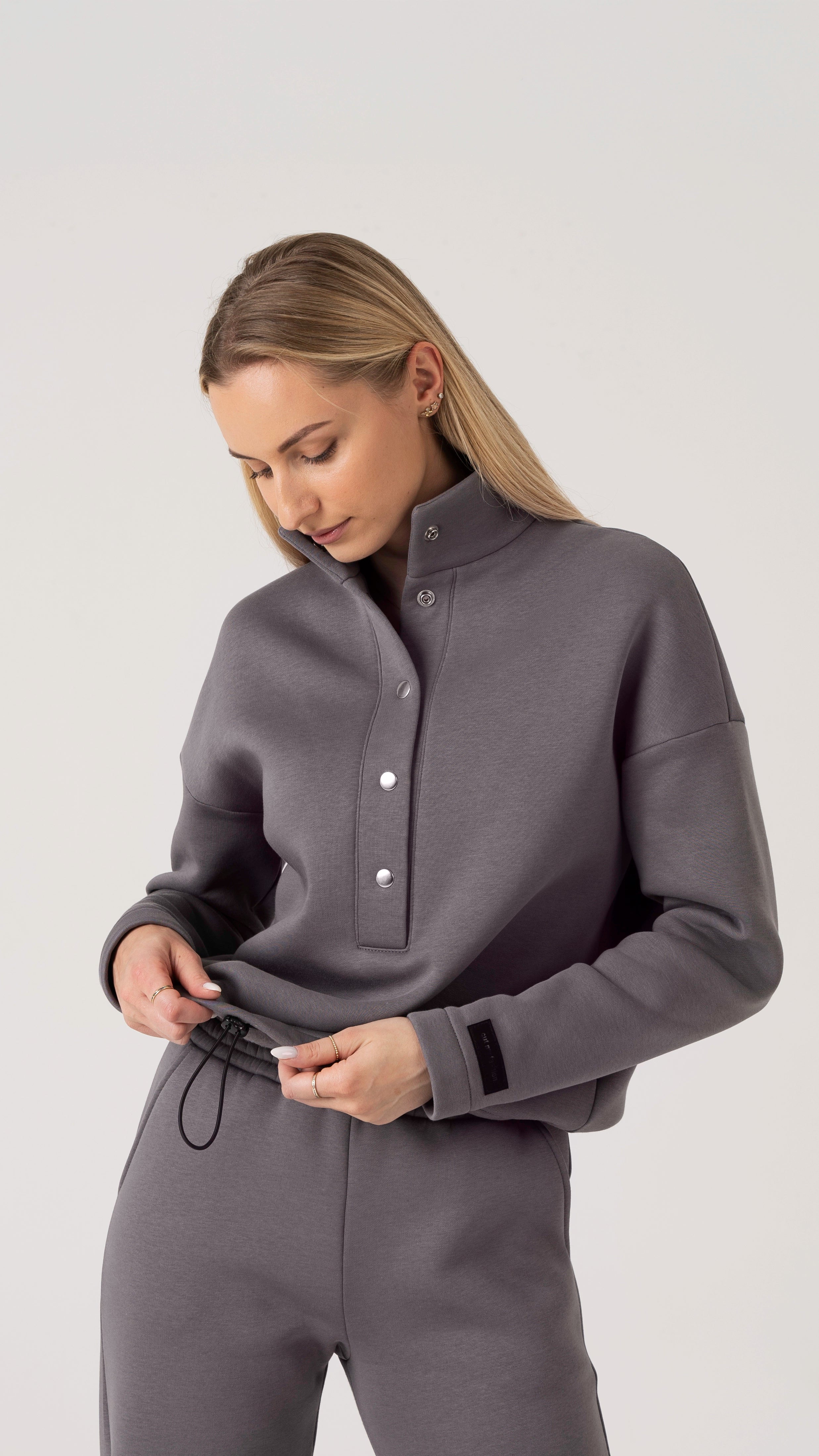 cutmyfashion vabaajatreeningurõivastus "Goda Gray"