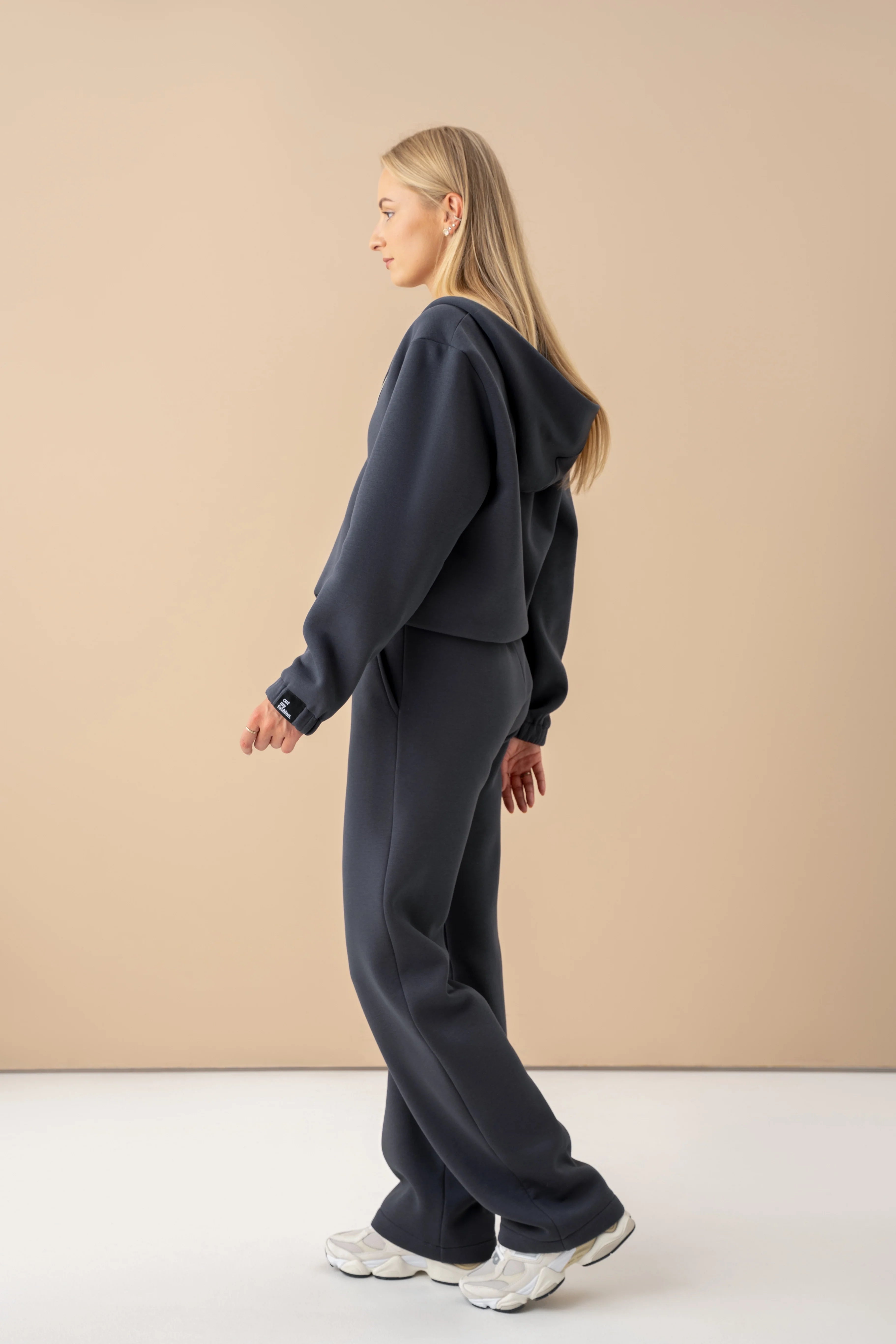 cutmyfashion vabaajatreeningurõivastus "Meida Dark Gray"