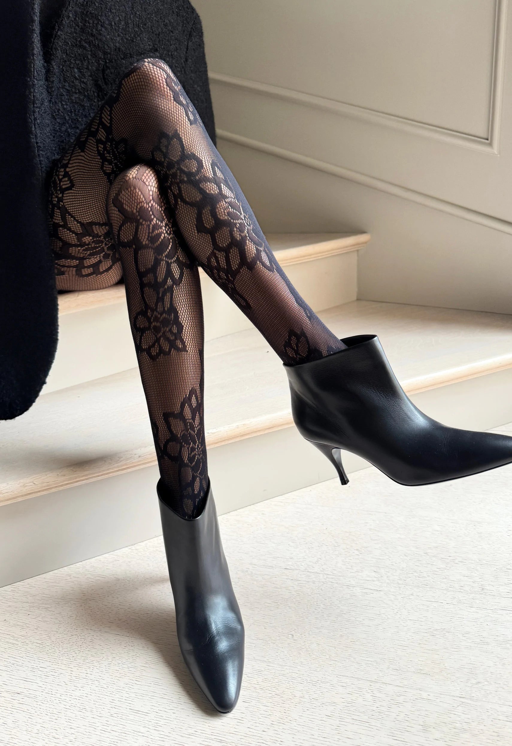 Fishnet Patterned Tghts