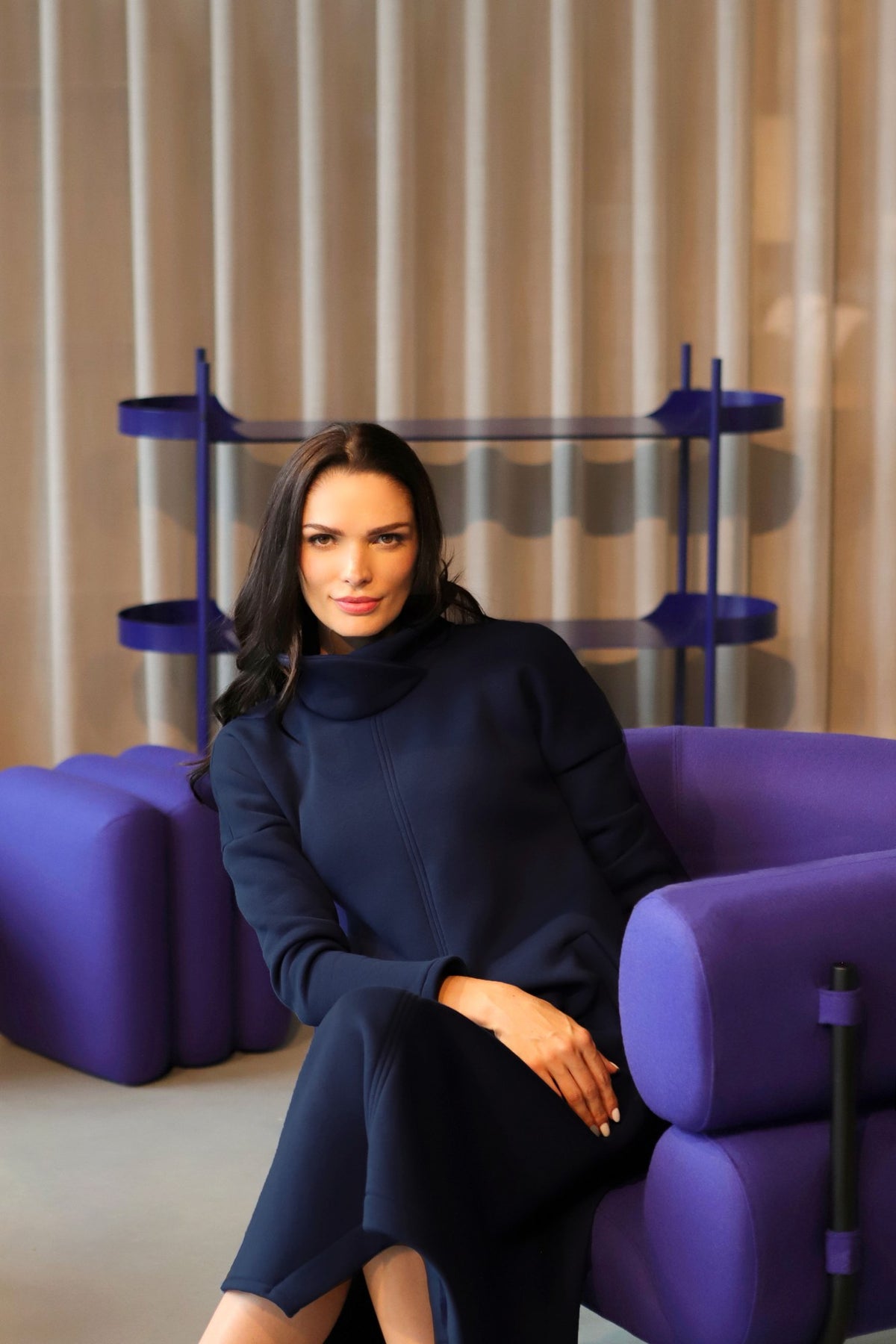 ilga suknelė su kišenėmis