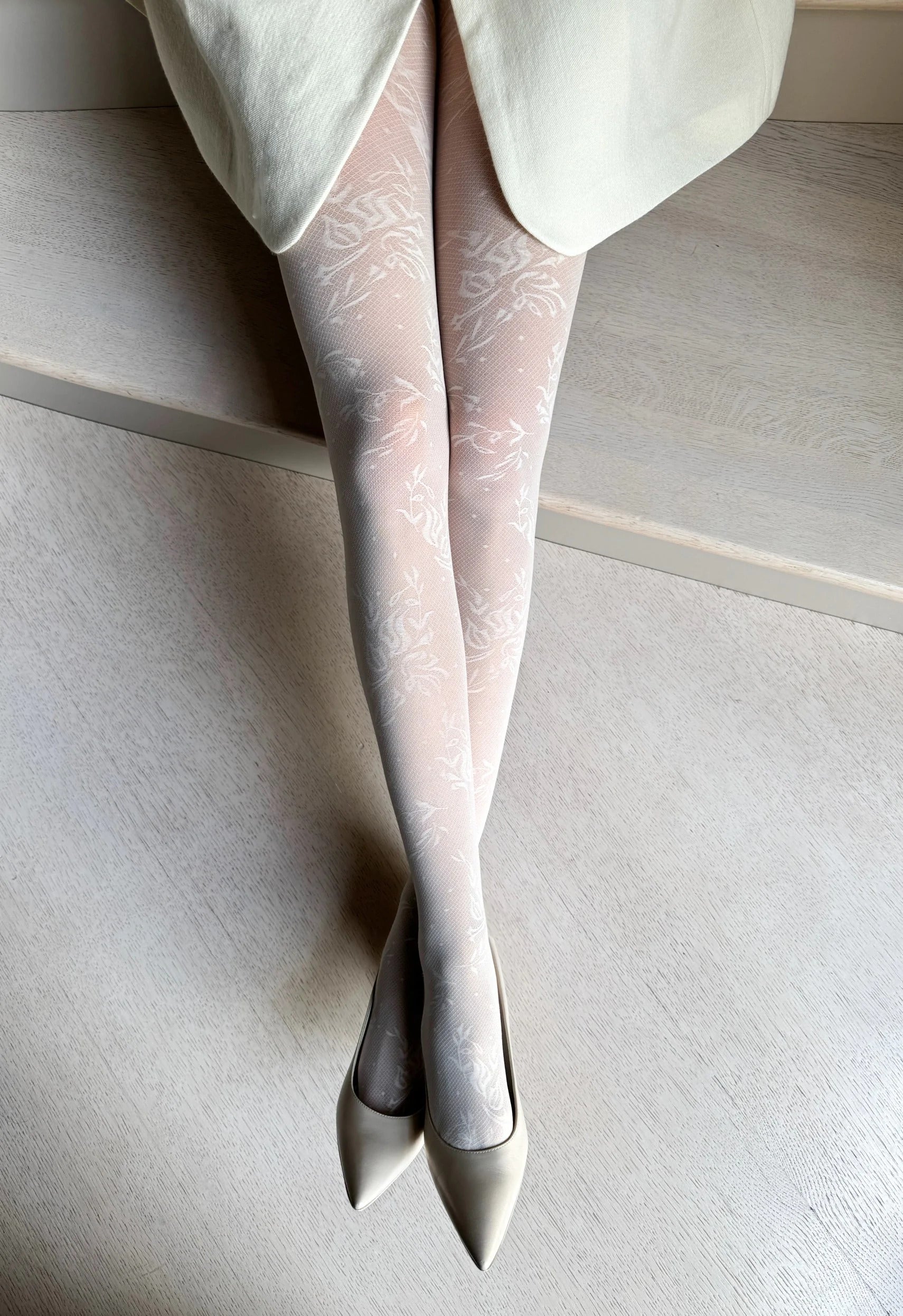 Veneziana Patterned Tights Lorenza 20 Den Ecru
