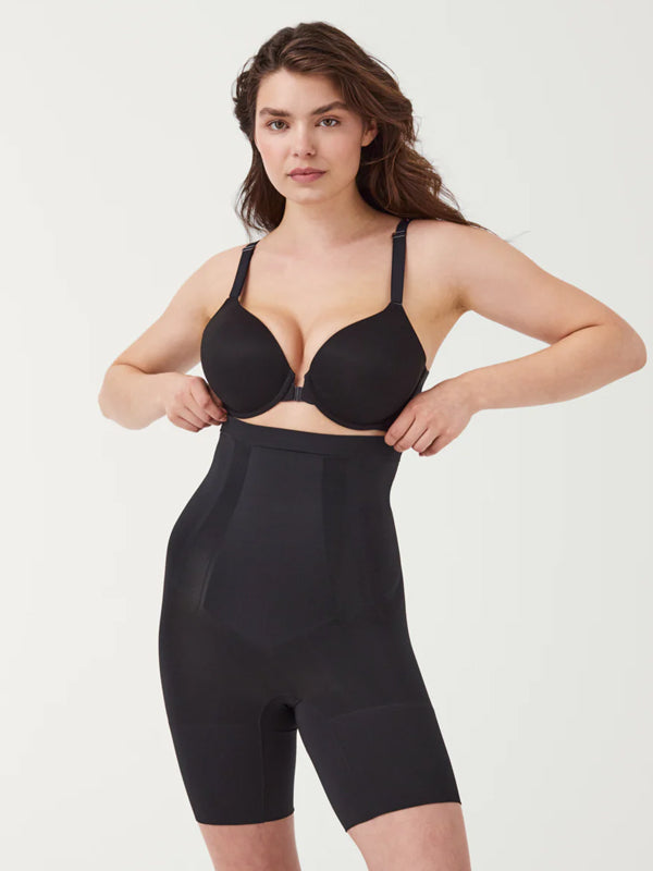 Spanx tugevalt vormivad kõrge vöökohaga lühikesed püksid 