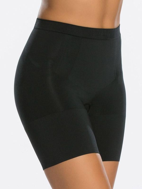 Spanx сильно формирующие шорты "OnCore Mid-Thigh Black"