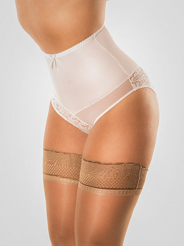 Nylon Dreams aukšto juosmens kelnaitės su nėriniais "Betty Delight White"
