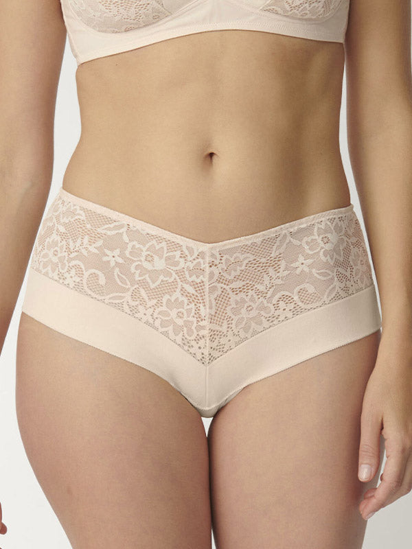 Triumph nėriniuotos aukšto juosmens kelnaitės "Vivid Spotlight Maxi Light Cream"