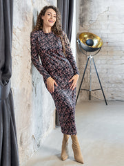 Lega veliūrinė midi suknelė "Amberly Black - Rose Flower Print Velour"