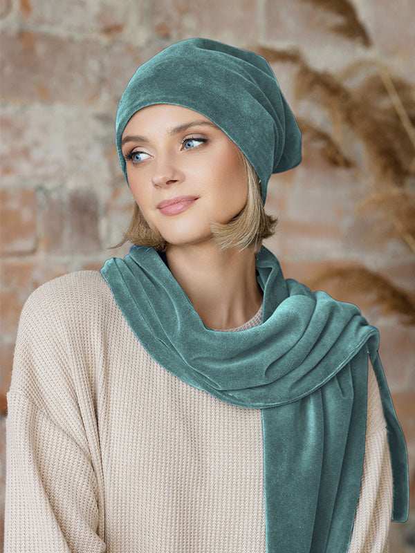 Lega veliūrinė kepurė "Lota Sea Green Velour"