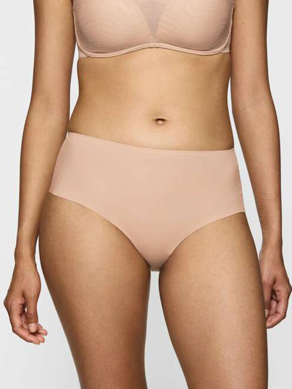 Triumph besiūlės aukšto juosmens kelnaitės "Smart Invisible Nude"