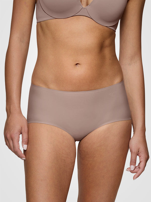 Triumph besiūlės kelnaitės "Body Make Up Illusion EX Dark Pink"