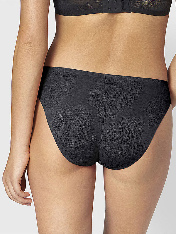 Triumph nėriniuotos kelnaitės "Fit Smart Tai EX Black"