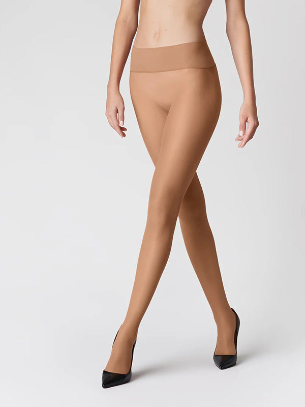 Maison Close prabangios besiūlės pėdkelnės "Signature Couture 20 Den Nude - Black"