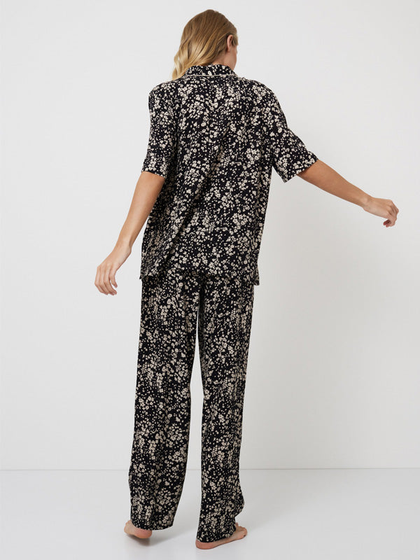 Aruelle ilga viskozinė pižama "Elaina Black - Beige Flower Print"