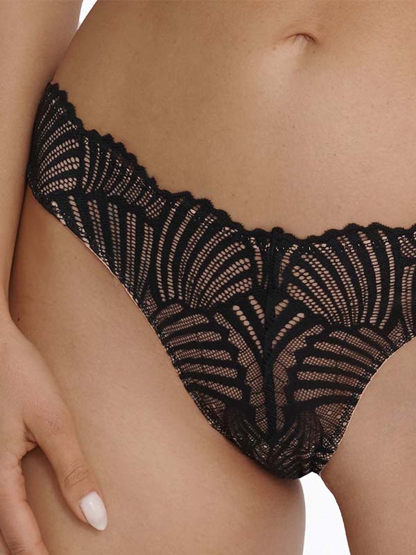Esotiq nėriniuotos kelnaitės "Inspire Black - Nude"