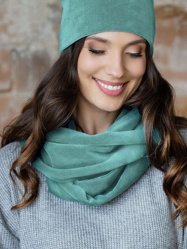 Lega veliūrinė kaklo mova "Kira Sea Green Velour"