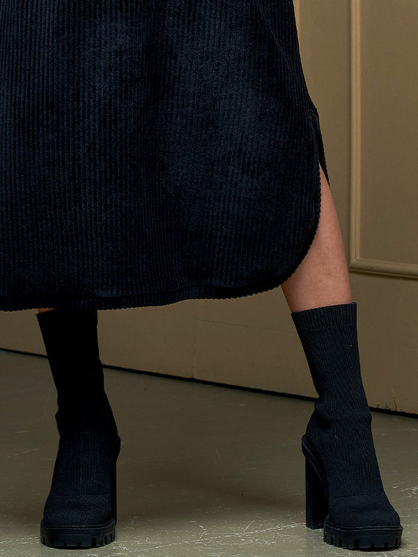 Lega medvilninė velvetinė midi suknelė "Piper Black"
