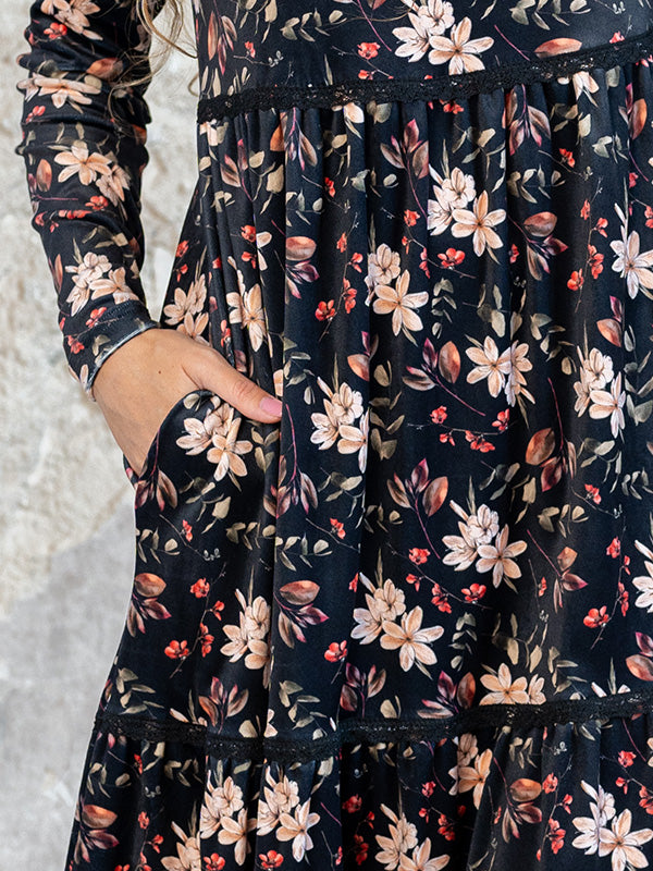 Lega laisvo silueto veliūrinė suknelė "Rafaela Black - Multicolor Flower Print Velour"