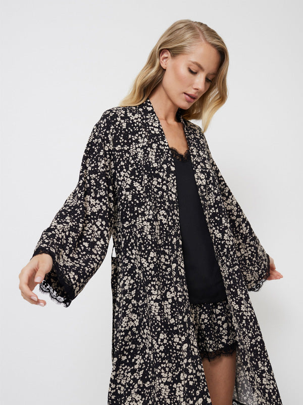 Aruelle trumpa viskozinė pižama "Eli Short Black - Beige Flower Print"