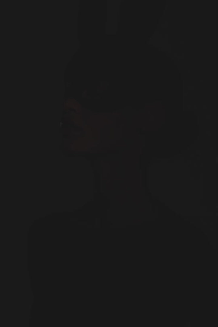 Laadi video üles: bunny mask Maison Close