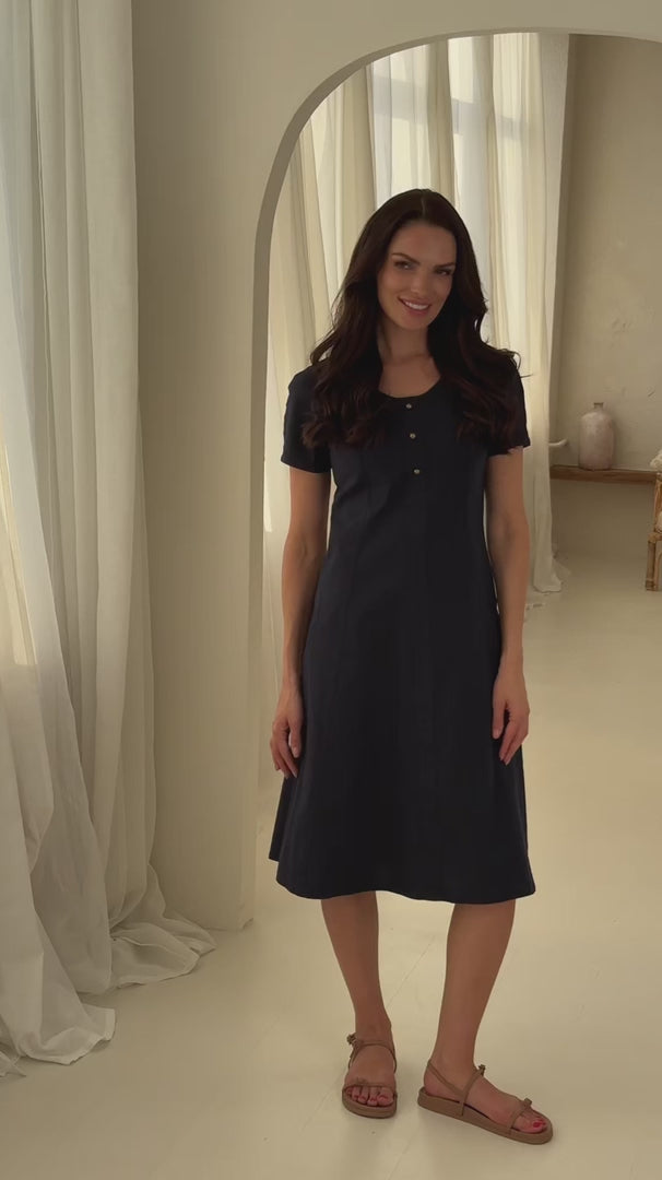 Laadi video üles: lininė a formos suknelė