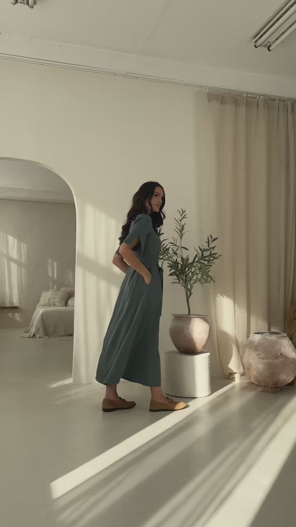 Laadi video üles: A silueto suknelė